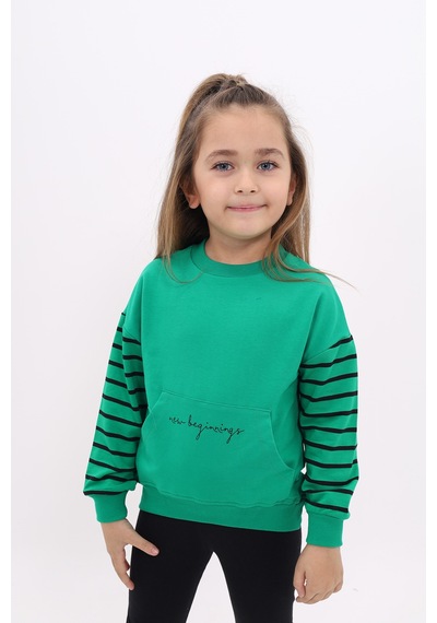 Kız Çocuk Relax Fit Bisiklet Yaka Cepli Baskılı Sweatshirt - Kolu Çizgili & 2 İplik Çimen Yeşili Kız Çocuk Relax Fit Bisiklet Yaka Cepli Baskılı Sweatshirt - Kolu Çizgili & 2 İplik Çimen Yeşili