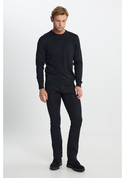AC&Co / Altınyıldız Classics Erkek Sıyah Yünlü Sıcak Tutan Standart Fit Normal Kesim Bisiklet Yaka Triko Kazak Siyah AC&Co / Altınyıldız Classics Erkek Sıyah Yünlü Sıcak Tutan Standart Fit Normal Kesim Bisiklet Yaka Triko Kazak Siyah