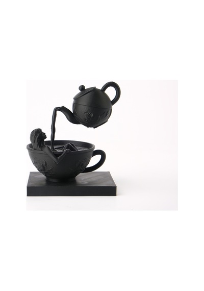 Çay Saati Hayalleri - Sürreal Sanat Figürü 15cm