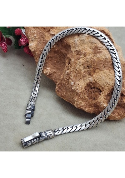Gümüş Bileklik 925 Ayar Sıkı Gurmet Model Oksitli Özel Kutu Kilitli Bileklik