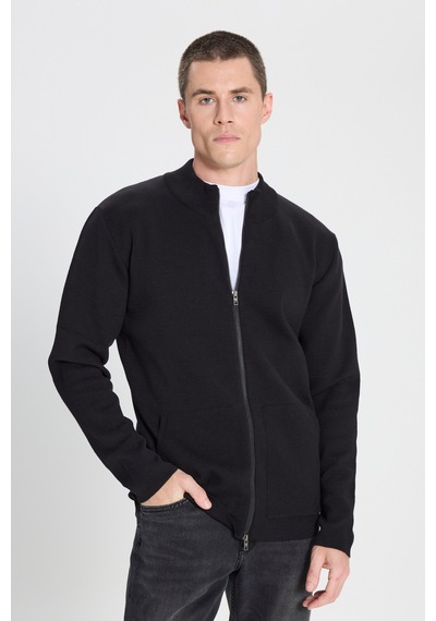 Wrangler Regular Fit Normal Kesim Fermuarlı Siyah Triko Hırka Siyah Wrangler Regular Fit Normal Kesim Fermuarlı Siyah Triko Hırka Siyah
