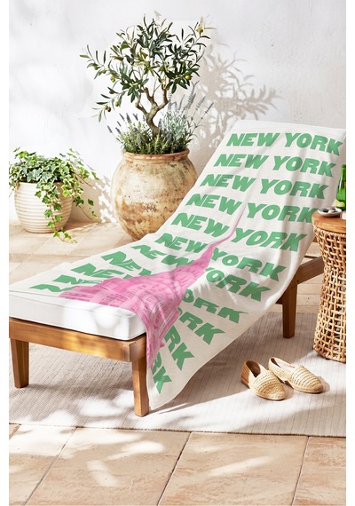 Şehir Temalı New York Plaj Havlusu - Modern Tipografik Pembe Yeşil Hızlı Kuruyan Mikrofiber Havlu Çok Renkli