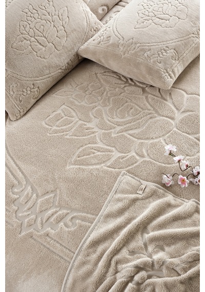 Bej Gül Bohem Yatak Örtüsü 220 X 230 Çift Kişilik Peluş Yumuşak Welsoft 2 Adet Yastık Kılıfı Bej - Gül