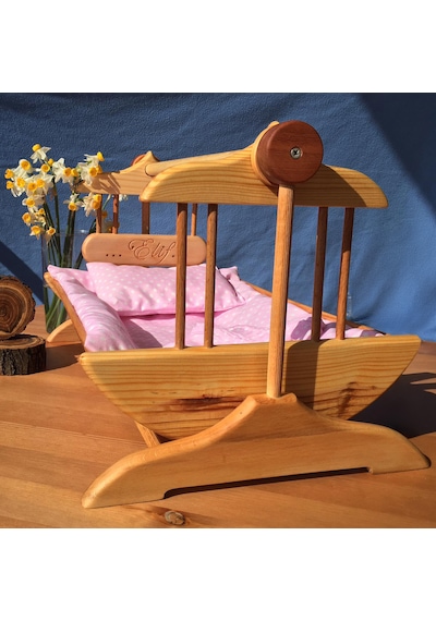 Kişiye Özel İsimli Ahşap Oyuncak Bebek Beşiği 50x30x30 Cm Minderli El Yapımı