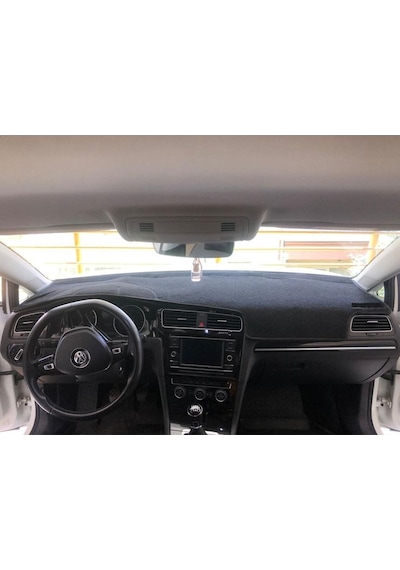Volkswagen Golf 7 Uyumlu Modellerine Uygun Torpido Koruma Halısı Siyah Kenar Renk Siyah
