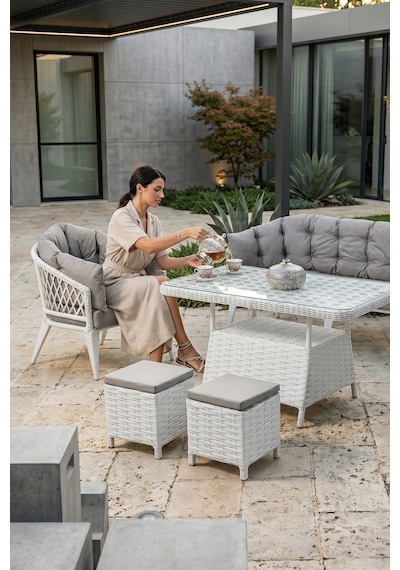 Liatris Serisi 1. Sınıf 3+1+1+2 Puf Beyaz Rattan Gri Minder Bahçe Balkon Oturma Koltuk Takımı Liatris Serisi 1. Sınıf 3+1+1+2 Puf Beyaz Rattan Gri Minder Bahçe Balkon Oturma Koltuk Takımı