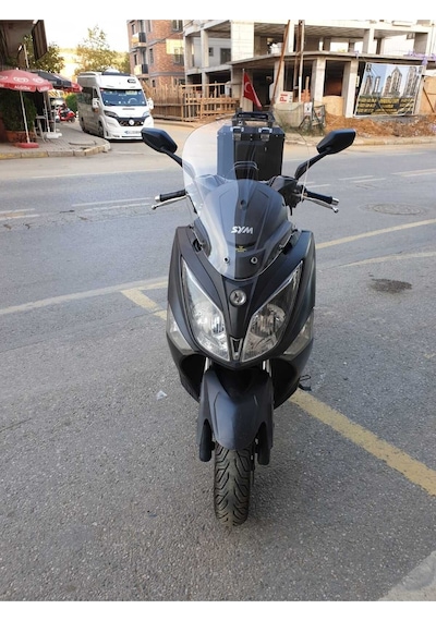 Motocam Sym Joymax 250 İ Ön Cam 2013-2016 Model 54cm Şeffaf Renkli 4mm Sportif