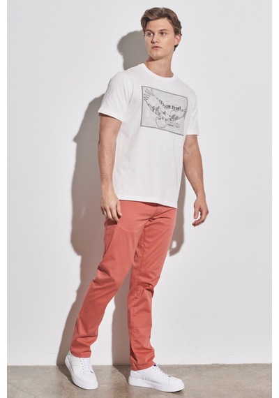 Wrangler Erkek Texas Slim Fit Dar Kesim Normal Bel Kiremit Esnek Pantolon W12SEAXAP Gülkurusu