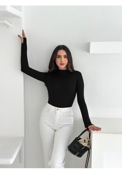 Kadın Yarım Balıkçı Yaka Parmak Geçmeli Full Likralı Buzz Body Siyah