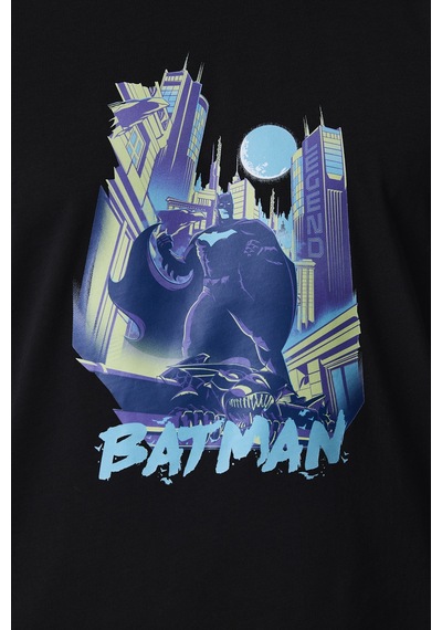 Penti Erkek Batman Geometrik Desenli Pantolon Uzun Kollu Pijama Takımı Çok Renkli Penti Erkek Batman Geometrik Desenli Pantolon Uzun Kollu Pijama Takımı Çok Renkli