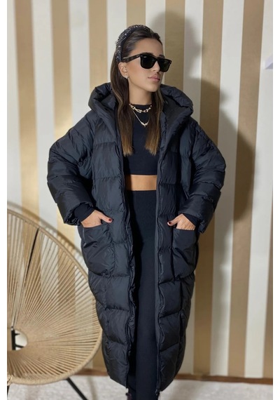 La Querta Kadın Siyah Kapüşonlu Şişme Uzun Oversize Mont Qaq1 Qaq1