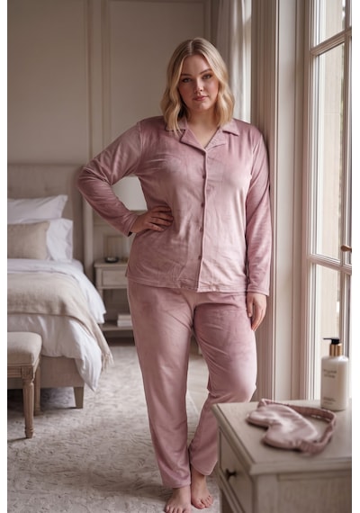 Seboteks Yumuşak Dokulu Kadife Kumaş Önden Düğmeli Büyük Beden Kadın Pijama Takımı 2600 Pudra Seboteks Yumuşak Dokulu Kadife Kumaş Önden Düğmeli Büyük Beden Kadın Pijama Takımı 2600 Pudra