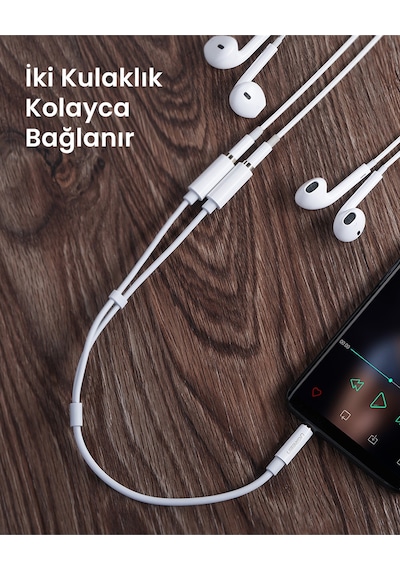 Ugreen 3.5mm Erkek To 2 Dişi Ses Kablosu 20cm Beyaz , 10739