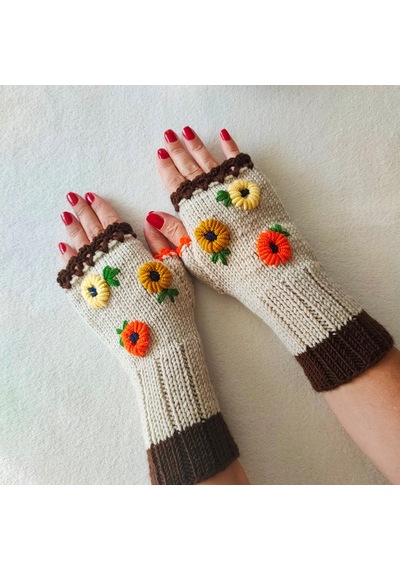 Newdaycraft El Örgüsü Çiçek Nakışlı Krem Parmaksız Eldiven