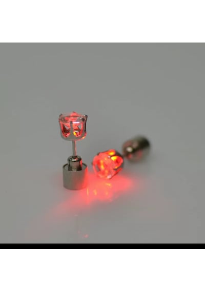 Led Işıklı Kristal Küpe Kırmızı