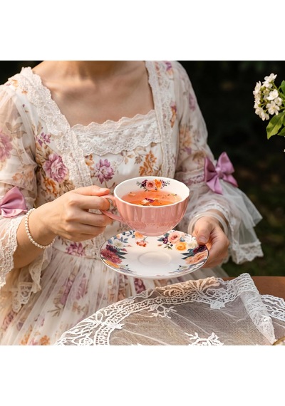 2'li Çay Fincanı Ve Tabağı Seti, 8oz Altın Süslemeli Ve Kaşıklı Çiçekli Çay Bardakları, Porselen İngiliz Kahve Fincanları, Cappuccino Espresso Latte Kupası Parti Doğum Günü Düğün Hediyeleri Çok Renkli 2'li Çay Fincanı Ve Tabağı Seti, 8oz Altın Süslemeli Ve Kaşıklı Çiçekli Çay Bardakları, Porselen İngiliz Kahve Fincanları, Cappuccino Espresso Latte Kupası Parti Doğum Günü Düğün Hediyeleri Çok Renkli