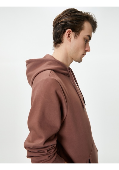 Koton Arkası Baskılı Hoodie Sloganlı Kanguru Cepli Kahverengi 4wam70256mk Kahverengi