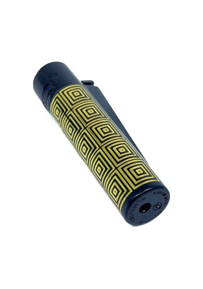 Clipper Metal Özel Elegant Serisi Çakmak - Golden Labyrinth Siyah