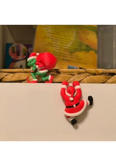 Tırmanan Noel Baba Figürü Yılbaşı Süsü - Raflar İçin Özel Tasarım - 3'lü Set