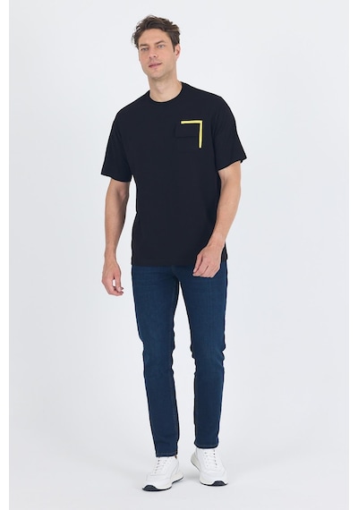 Siyah Kısa Kol Bisiklet Yaka Kapaklı Cep Pamuk Casual Oversize Tişört 1011250131 Siyah