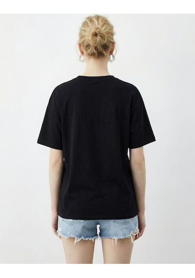 Shade Kadın Boncuk Taş İşlemeli Yusufçuk Desenli Rahat Kalıp T-shirt 2212 60283971 - Siyah