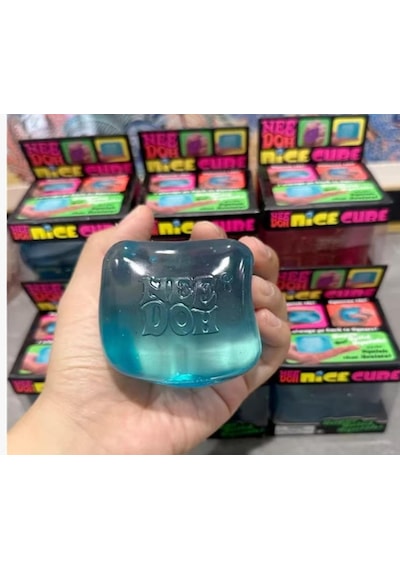 Schylling Needoh Nice Dağ - Dev Nice Cube Duyusal Sıkıştırma Oyuncağı - Super Solid Squish