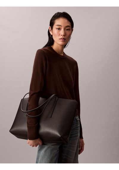 Calvin Klein Kadın Omuz Çantası Lv04f3274g332 Siyah