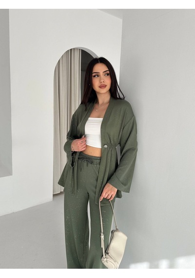 Kadın Simli Uzun Kol Modal Kumaş Kimono Pantolon İkili Takım Şık Ve Rahat Kadın Takım Yeşil Kadın Simli Uzun Kol Modal Kumaş Kimono Pantolon İkili Takım Şık Ve Rahat Kadın Takım Yeşil