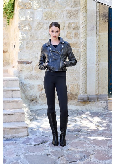 Vitrin Fermuarlı Suni Deri Crop Biker Ceket Siyah