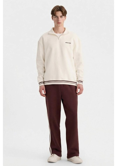 Defacto Boxy Fit Dik Yaka Yarım Fermuarlı Baskılı Sweatshirt G6476ax25wner105 Ekru-er105