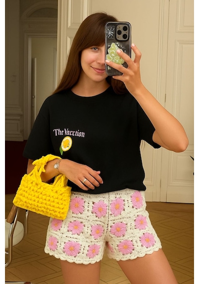 The Vacctıon Baskılı Unisex Tshırt SIYAH