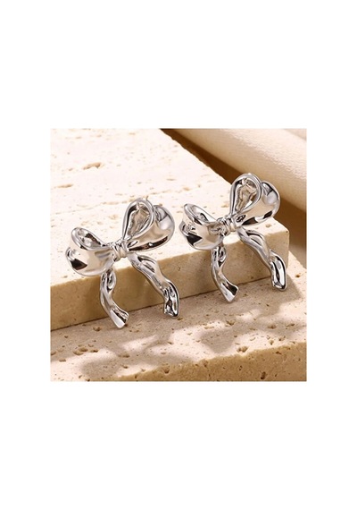 Zinc Silver Fiyonklu Küpe Gri