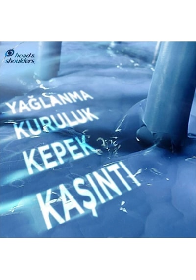 Head & Shoulders Old Spice Erkeklere Özel Kepeğe Karşı Etkili Şampuan 3 x 300 ML