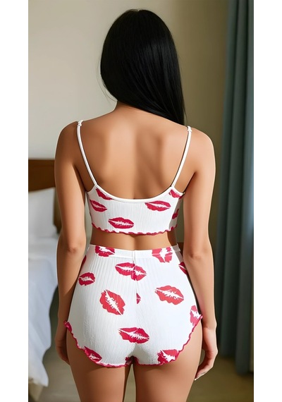 İkikareshop Kiss Mood Dudak Desenli Şortlu Pijama Takımı Çok Renkli