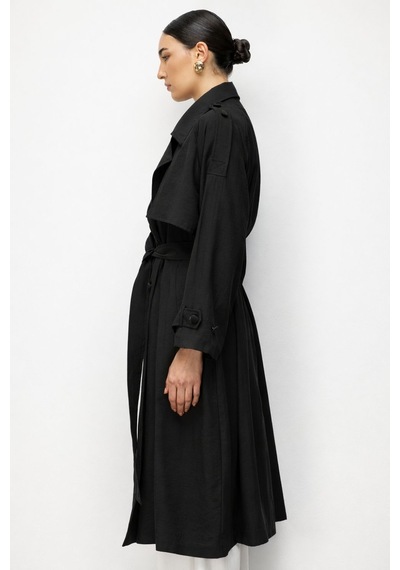 Mizalle Oversize Siyah Tencel Trençkot