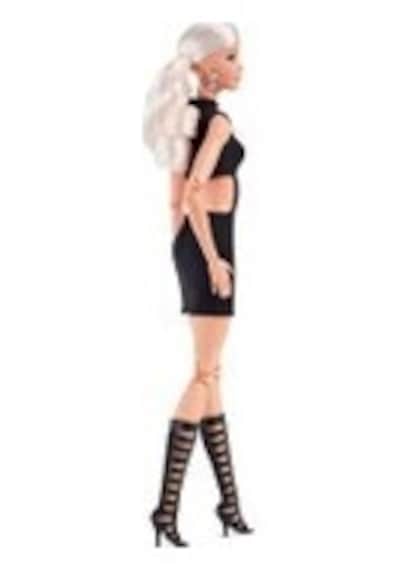 Barbie Basics Koleksiyonluk Bebek, Sarı Saçlı Model 02, Siyah Elbise Ve Gladyatör Çizmeler Jbh71 Barbie Basics Koleksiyonluk Bebek, Sarı Saçlı Model 02, Siyah Elbise Ve Gladyatör Çizmeler Jbh71