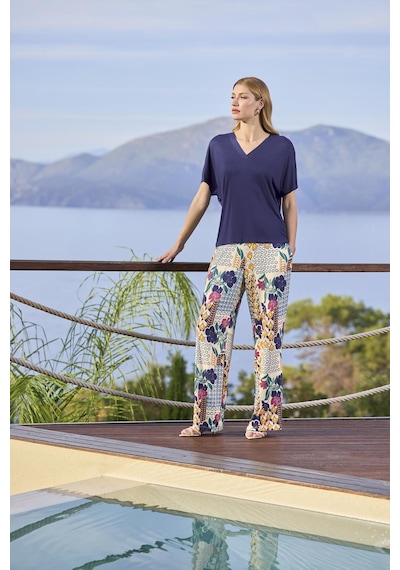 Monamise Kadın Çiçek Ve Yaprak Desenli Kısa Kollu V Yaka Pijama Takımı 25087 Lacivert