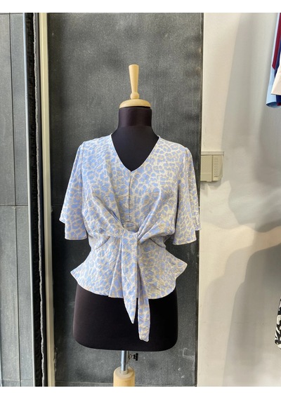 Pera Moda Leopar Desenli Önden Bağlamalı Beli Lastikli Crop Bluz Gömlek Bebe Mavisi