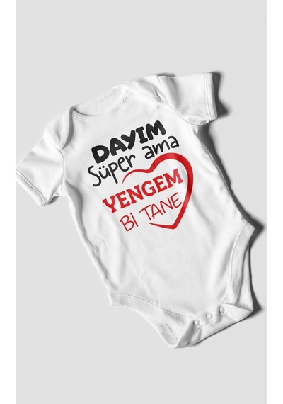 Morivokids Dayım Süper Ama Yengem Bir Tane Kısa Kollu Bebek Body %100 Pamuk Beyaz