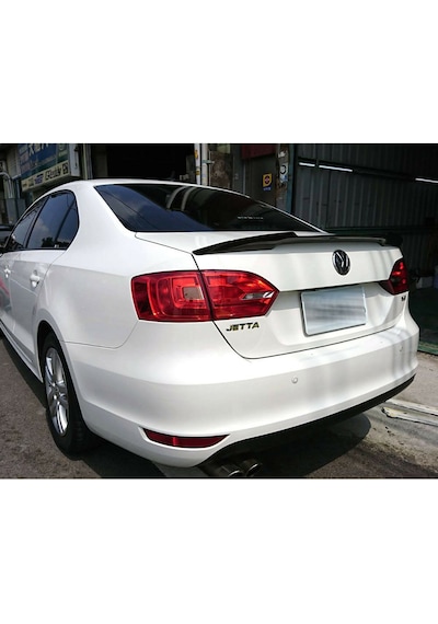 Volkswagen Jetta M4 Spoiler Bagaj Üstü Piano Black Yarasa Siyah