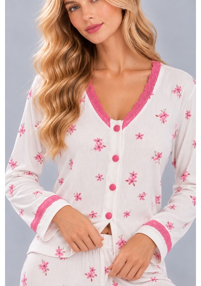 Pijamask Kadın Çiçek Ve Kelebek Desenli V Yaka Düğmeli Uzun Kollu Kaşkorse Pijama Takımı Beyaz Pijamask Kadın Çiçek Ve Kelebek Desenli V Yaka Düğmeli Uzun Kollu Kaşkorse Pijama Takımı Beyaz