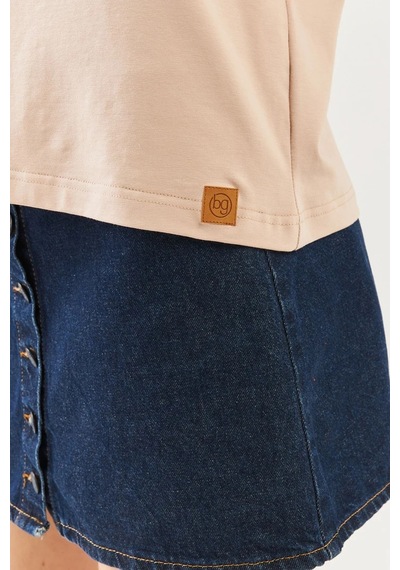 Kadın Rahat %100 Pamuklu Penye Bisiklet Yaka Kısa Kol Basic T-shirt Sütlü Kahve