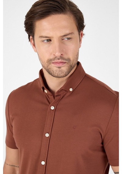 İmza Kiremit Kısa Kol Düğmeli Yaka Cepsiz Performans Ürün Slim Fit Gömlek 1004250256 Kiremit İmza Kiremit Kısa Kol Düğmeli Yaka Cepsiz Performans Ürün Slim Fit Gömlek 1004250256 Kiremit