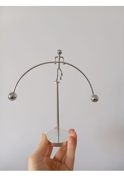 Metal Halterci Denge Adam & Masa Aksesuarı Kinetik Stres Giderici Dekoratif Biblo Gümüş