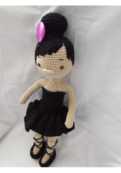 Siyah Amigurumi Bebek