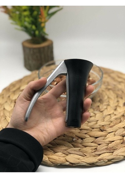 Döküm Ceviz Ve Fındık Kıracağı Siyah Metal Tlmb Döküm Çok Renkli