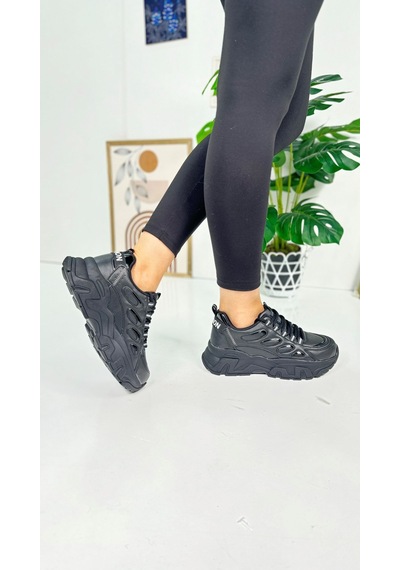 Günlük Kadın Sneaker Bağcıklı Yüksek Kalın Tabanlı Oval Burunlu Rahat Hafif Spor Ayakkabı 1001 Siyah Günlük Kadın Sneaker Bağcıklı Yüksek Kalın Tabanlı Oval Burunlu Rahat Hafif Spor Ayakkabı 1001 Siyah