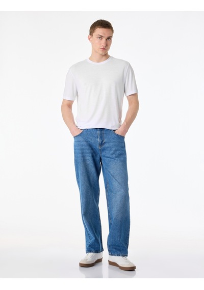 Koton Regular Fit Viskon Karışımlı Kısa Kollu Bisiklet Yaka Basic Tişört Beyaz 6sam10476mk Koton Regular Fit Viskon Karışımlı Kısa Kollu Bisiklet Yaka Basic Tişört Beyaz 6sam10476mk