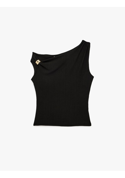 Koton Regular Fit Asimetrik Yaka Metal Aksesuarlı Kolsuz Bluz Siyah 6sak10381ek