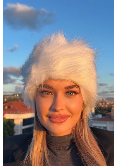 Mollycrush Kadın Beyaz Peluş Kürk Şapka Rus Tarzı Premium Kışlık Model Beyaz